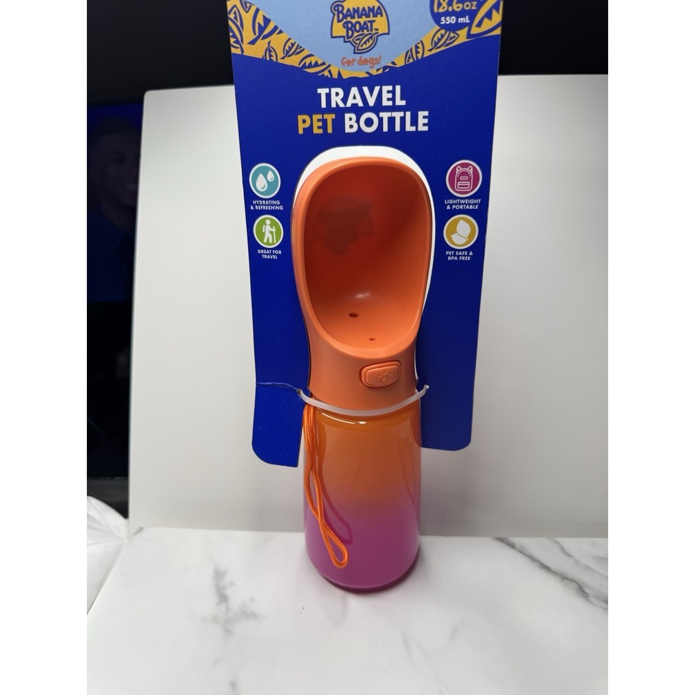 NEW Banana Boat Portable Dog Water Bottle 18.6 oz BPA Free Travel Bowl Dispenser